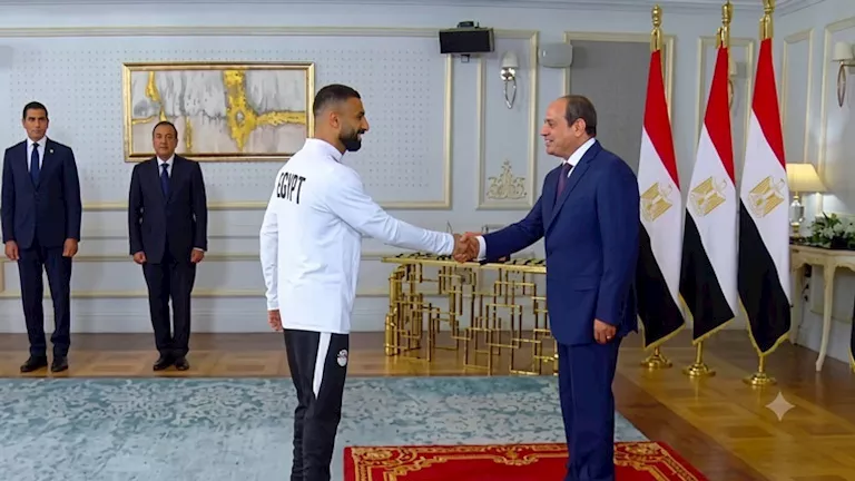 "اوعى تزعل مني".. ماذا قال الرئيس السيسي عن محمد صلاح؟